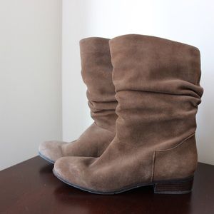 Arturo Chiang Brown Suede Ankle Boots